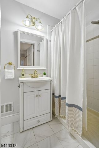 112 Flocktown Rd, Washington Twp., NJ 07853