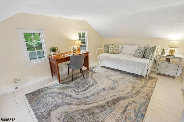 112 Flocktown Rd, Washington Twp., NJ 07853
