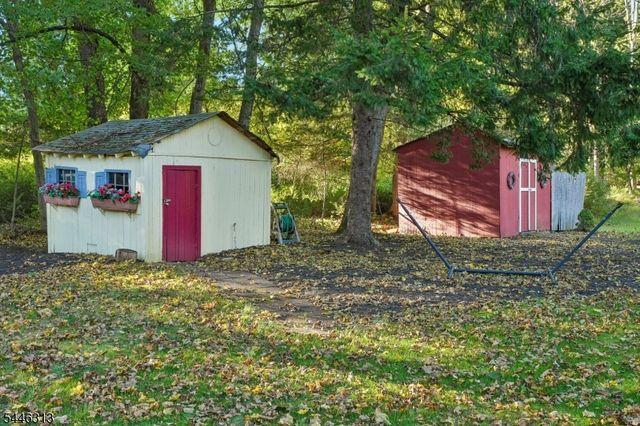 112 Flocktown Rd, Washington Twp., NJ 07853