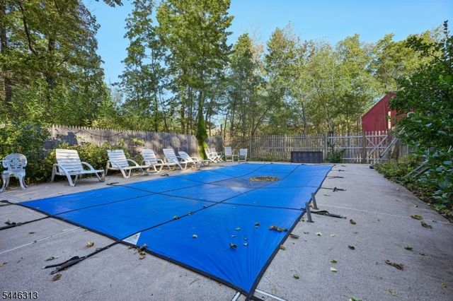 112 Flocktown Rd, Washington Twp., NJ 07853