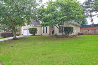 2230 Laurel Lake Drive, Suwanee, GA 30024