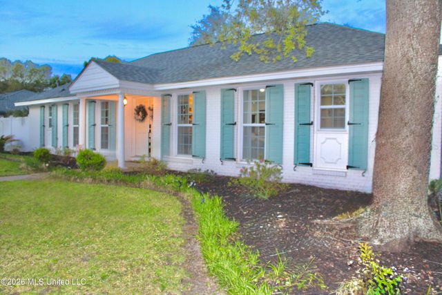 350 Southern Circle, Gulfport, MS 39507