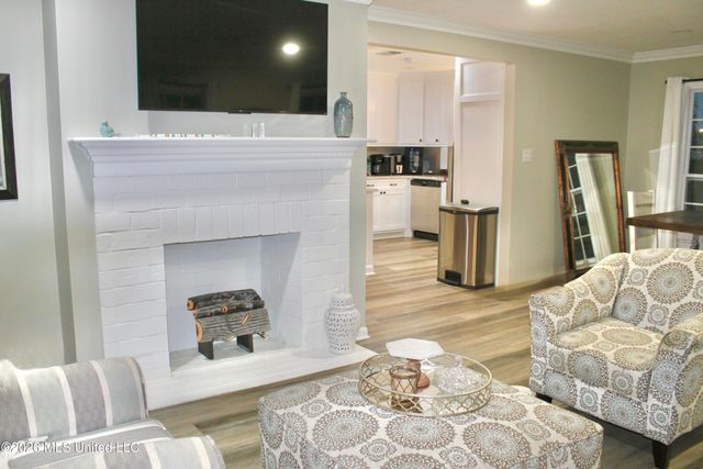 350 Southern Circle, Gulfport, MS 39507