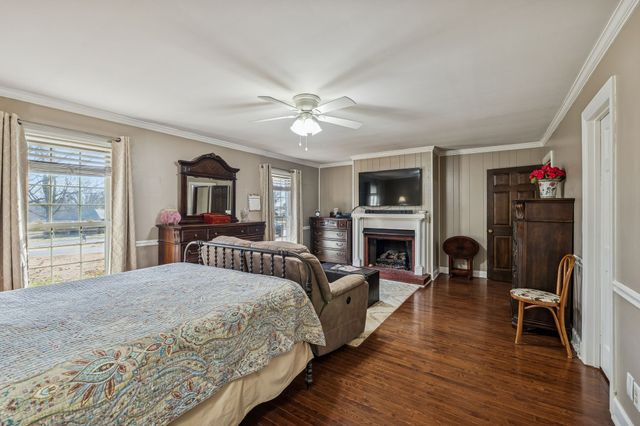 117 Sam Davis Dr, Springfield, TN 37172