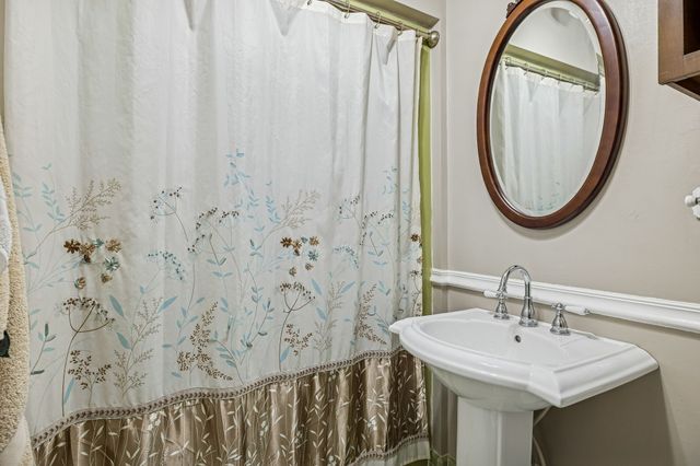 117 Sam Davis Dr, Springfield, TN 37172