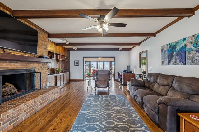 117 Sam Davis Dr, Springfield, TN 37172