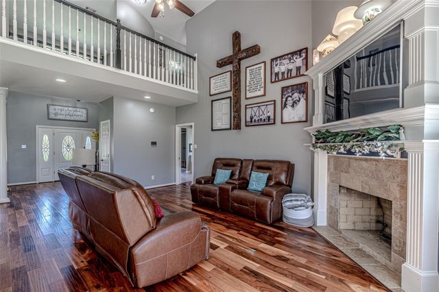 17631 Huffmeister Road, Cypress, TX 77429