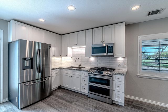 17631 Huffmeister Road, Cypress, TX 77429