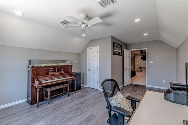 17631 Huffmeister Road, Cypress, TX 77429