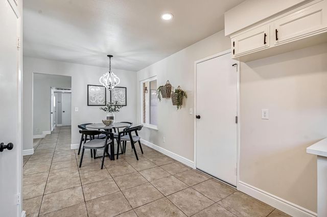 384 W Indianapolis, Clovis, CA 93612