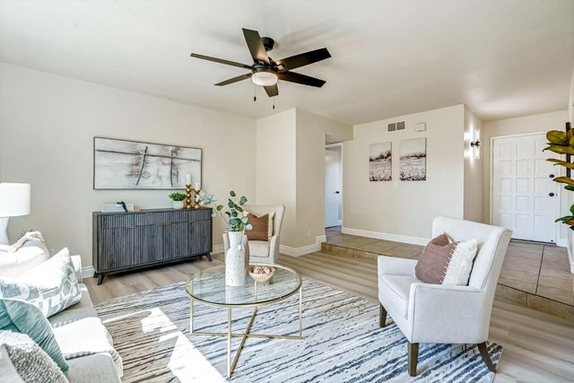 384 W Indianapolis, Clovis, CA 93612