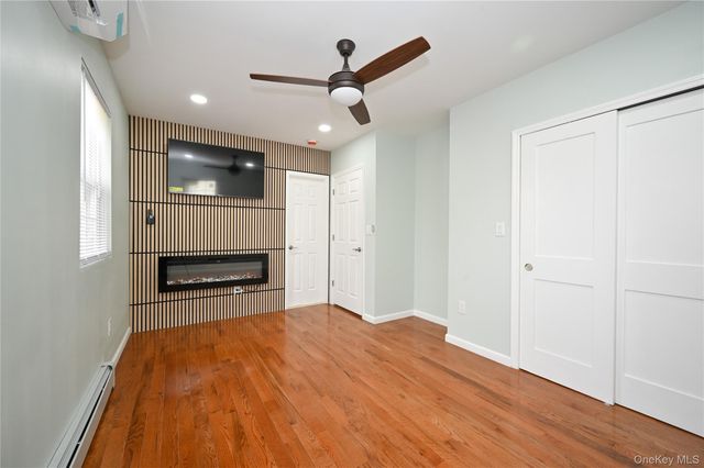 198-19 118th Avenue, Saint Albans, NY 11412