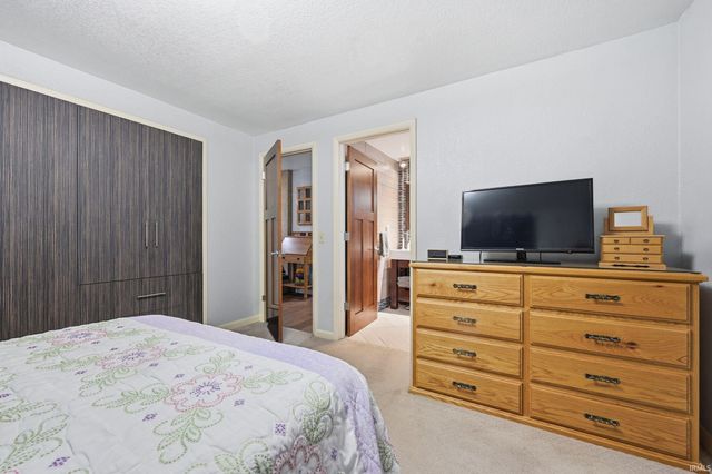 9113 W Lone Beech Drive, Muncie, IN 47304