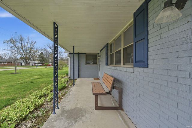 9113 W Lone Beech Drive, Muncie, IN 47304