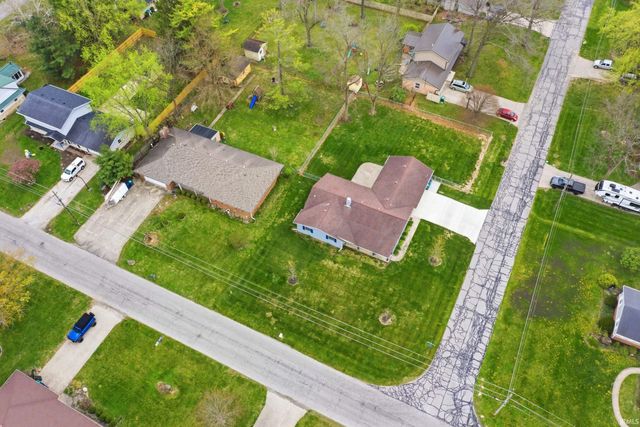 9113 W Lone Beech Drive, Muncie, IN 47304