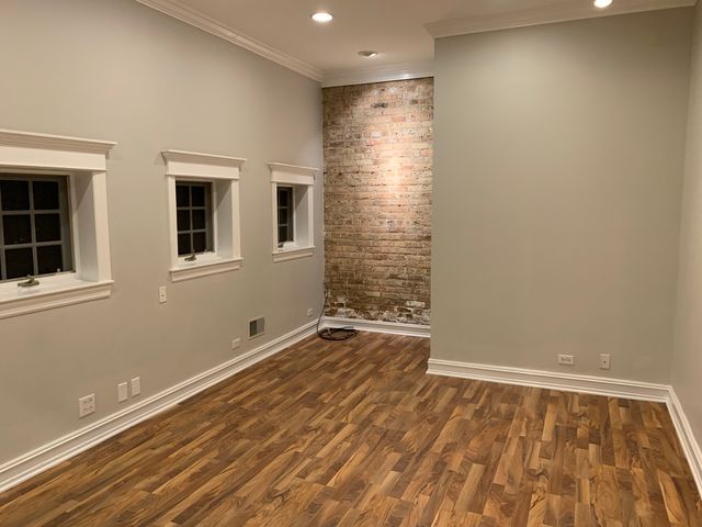 1336 W Belmont Avenue 1, Chicago, IL 60657