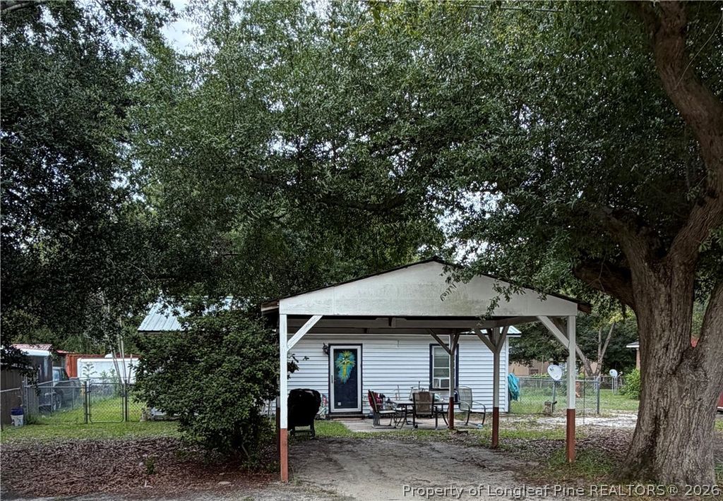 4313 Calhoun Drive, Hope Mills, NC 28348 — exterior