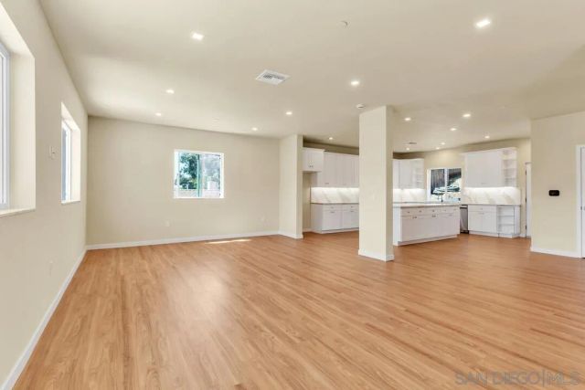 1302 La Presa, Spring Valley, CA 91977