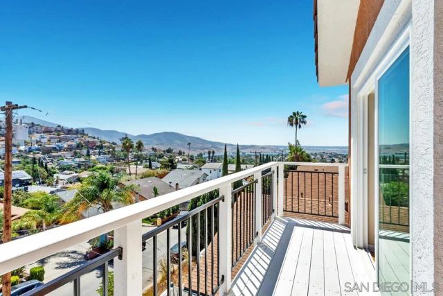 1302 La Presa, Spring Valley, CA 91977