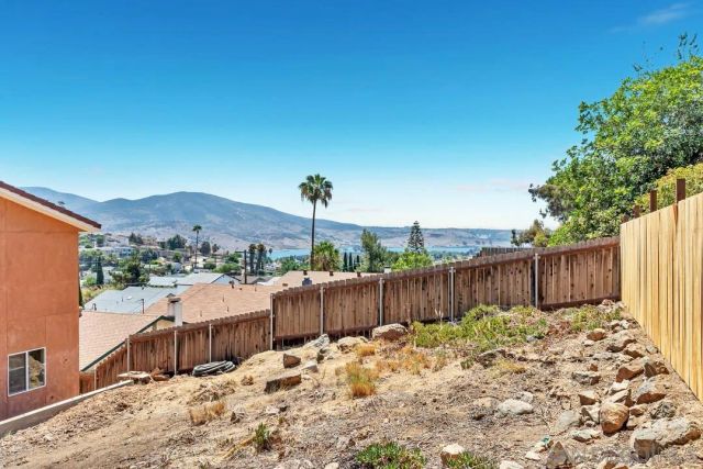 1302 La Presa, Spring Valley, CA 91977