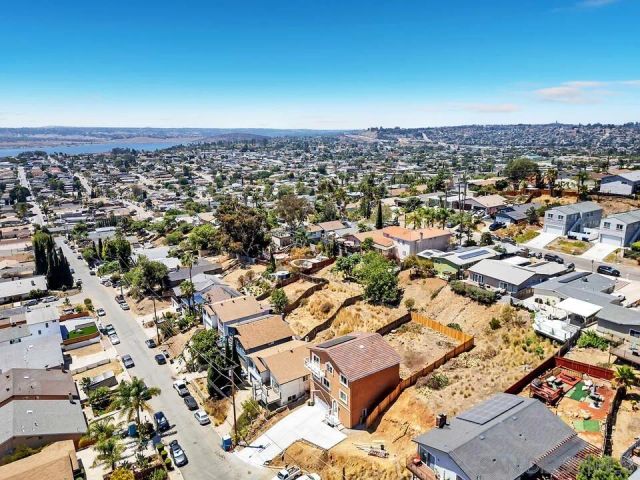 1302 La Presa, Spring Valley, CA 91977