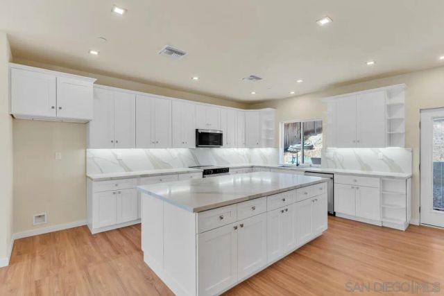1302 La Presa, Spring Valley, CA 91977