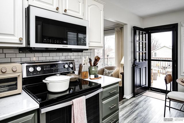 15353 Locust Street, Omaha, NE 68116