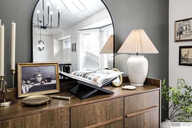 15353 Locust Street, Omaha, NE 68116