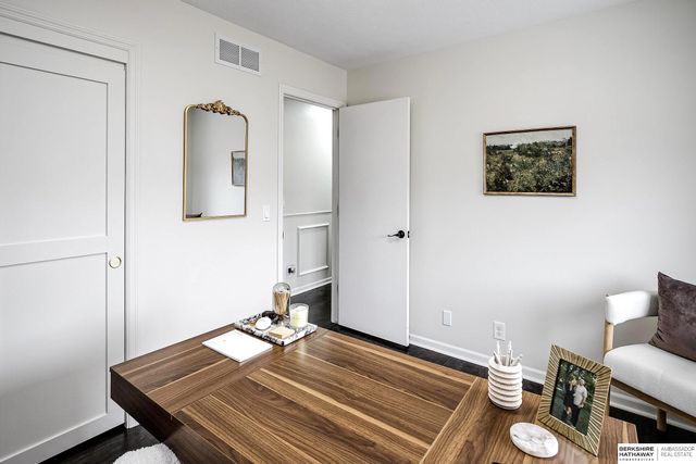 15353 Locust Street, Omaha, NE 68116