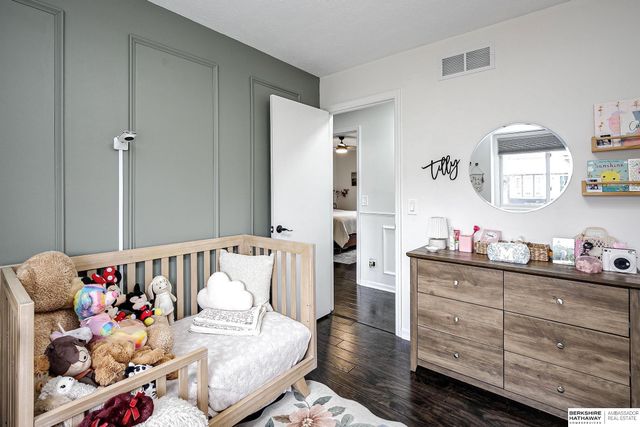 15353 Locust Street, Omaha, NE 68116