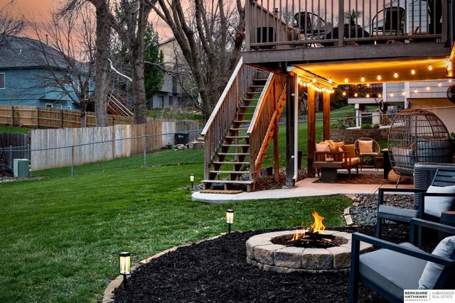 15353 Locust Street, Omaha, NE 68116