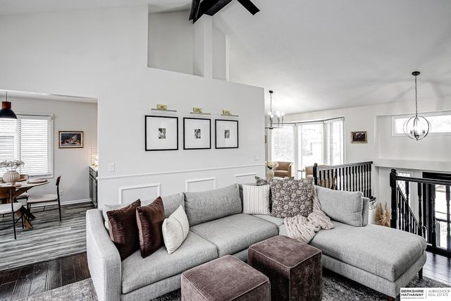 15353 Locust Street, Omaha, NE 68116