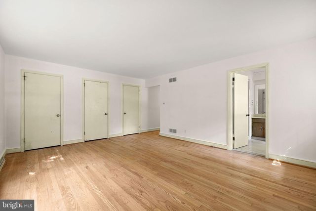 19 HARLECH DR, Wilmington, DE 19807