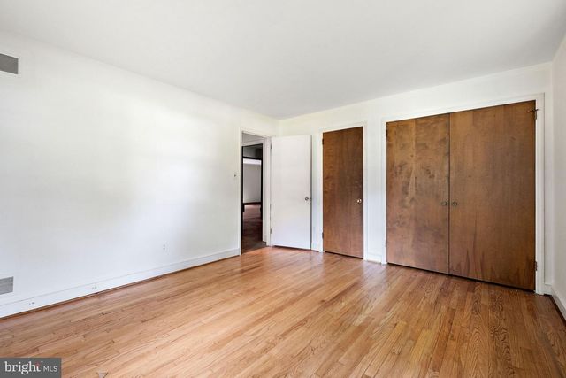 19 HARLECH DR, Wilmington, DE 19807