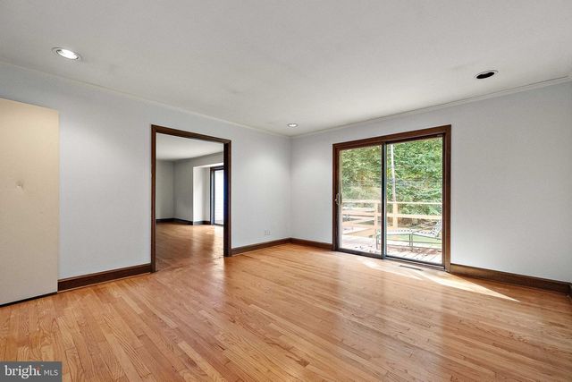 19 HARLECH DR, Wilmington, DE 19807