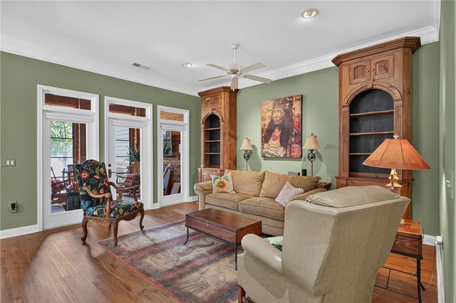 331 Blue Water Way, West Union, SC 29696