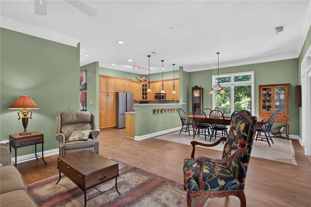 331 Blue Water Way, West Union, SC 29696