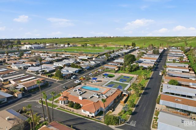 8536 Kern Canyon Road 16, Bakersfield, CA 93306