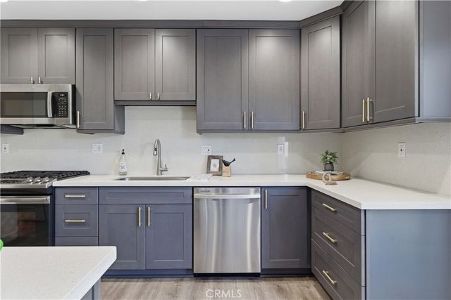 6713 E El Salvador, Long Beach, CA 90815