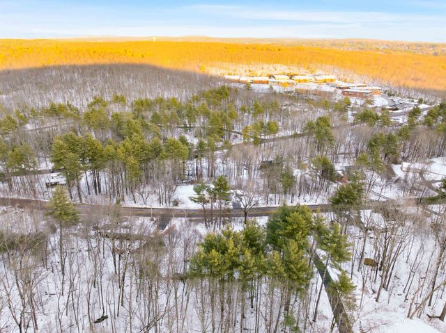 77 Straw Road, Manchester, NH 03102