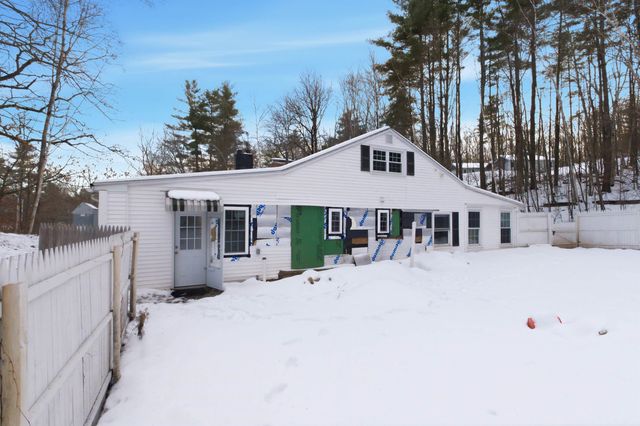 77 Straw Road, Manchester, NH 03102