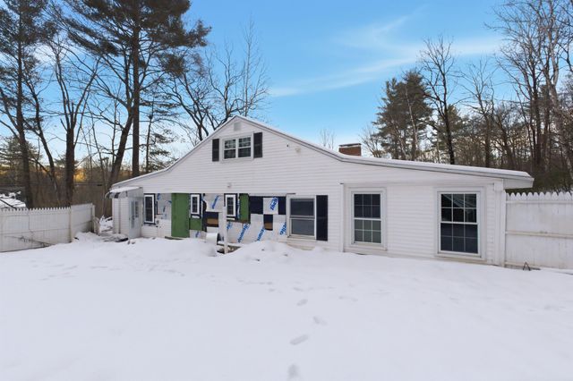 77 Straw Road, Manchester, NH 03102