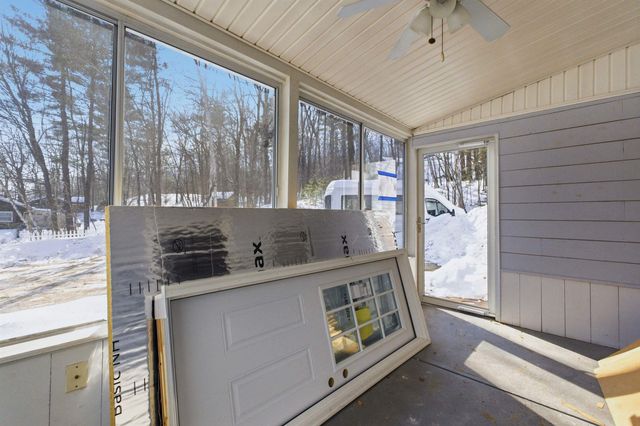 77 Straw Road, Manchester, NH 03102