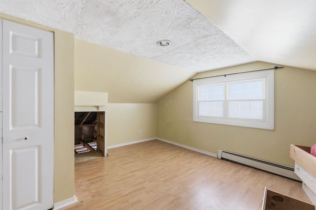 77 Straw Road, Manchester, NH 03102