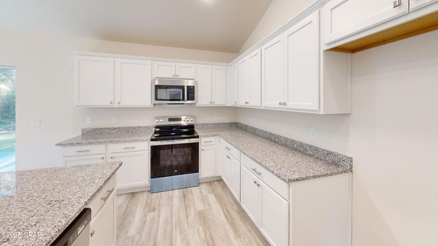 2263 Shenandoah Boulevard, Chipley, FL 32428