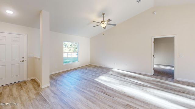 2263 Shenandoah Boulevard, Chipley, FL 32428