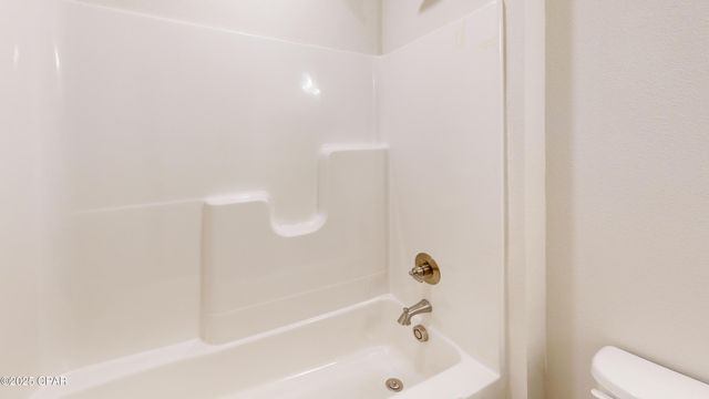 2263 Shenandoah Boulevard, Chipley, FL 32428