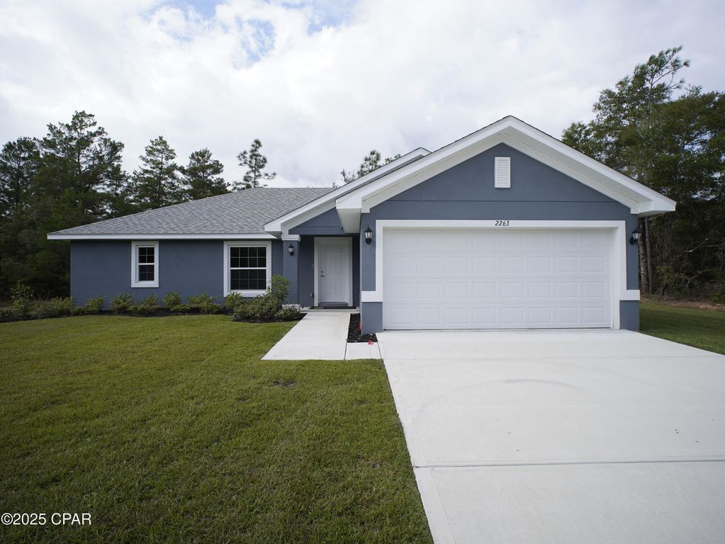 2263 Shenandoah Boulevard, Chipley, FL 32428