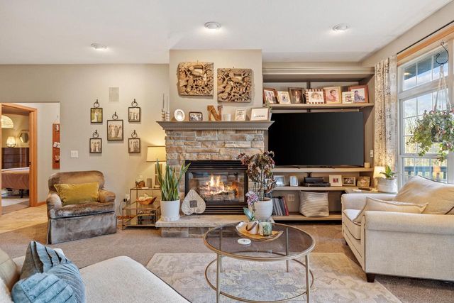 W6641 Briar RUN, Plymouth, WI 53073