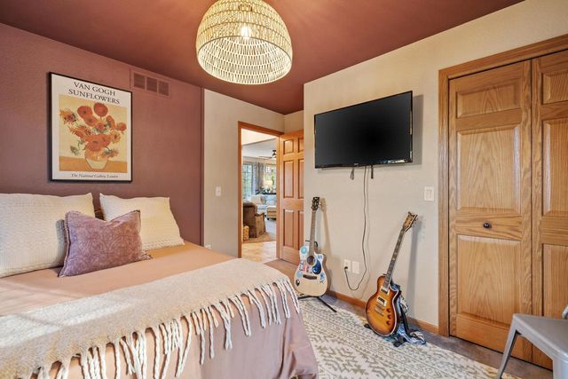 W6641 Briar RUN, Plymouth, WI 53073